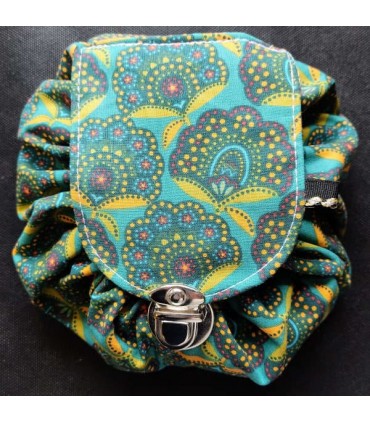 BOURSE À MAQUILLAGE